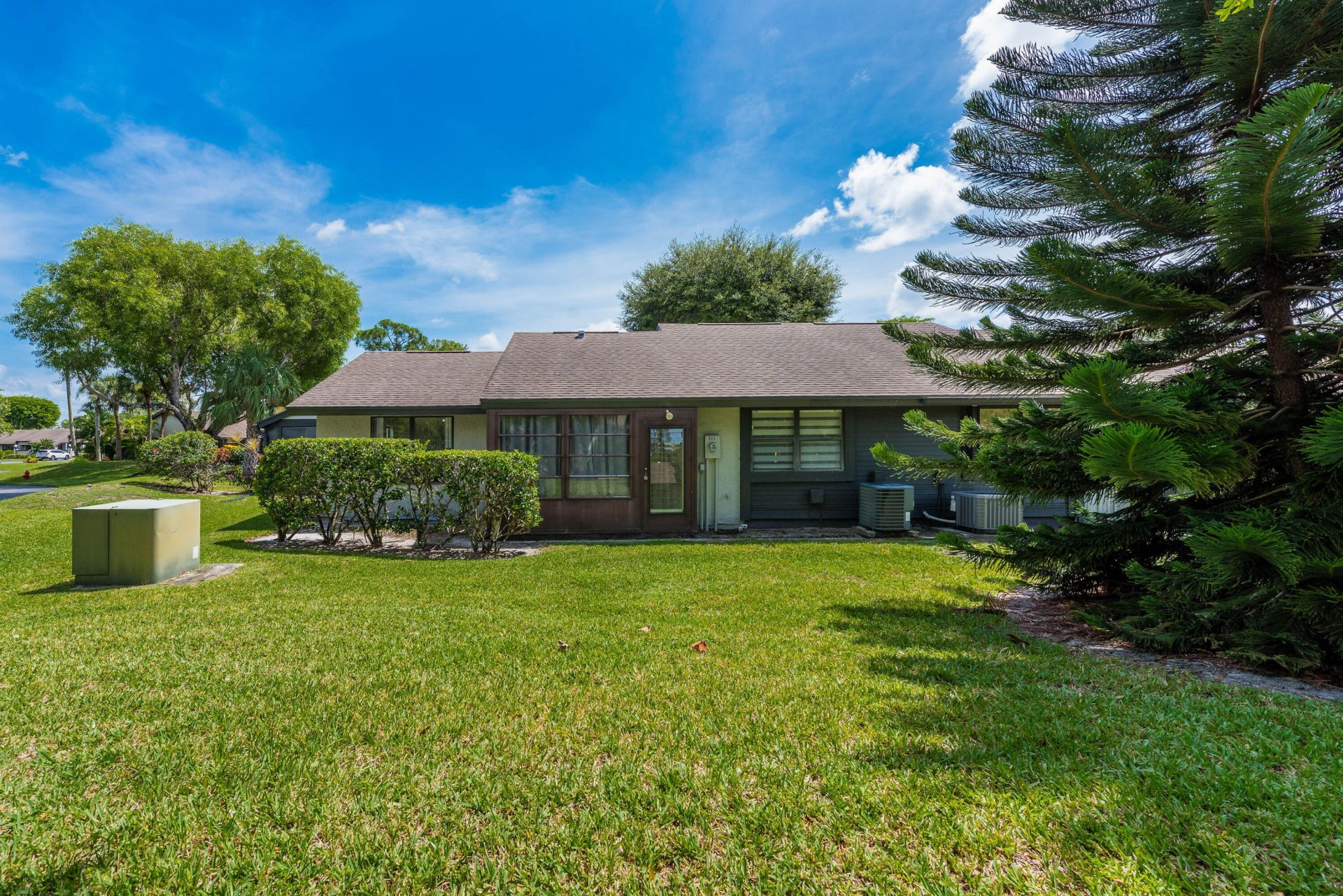 403 Northgate Court, Royal Palm Beach, FL 33411 Photo