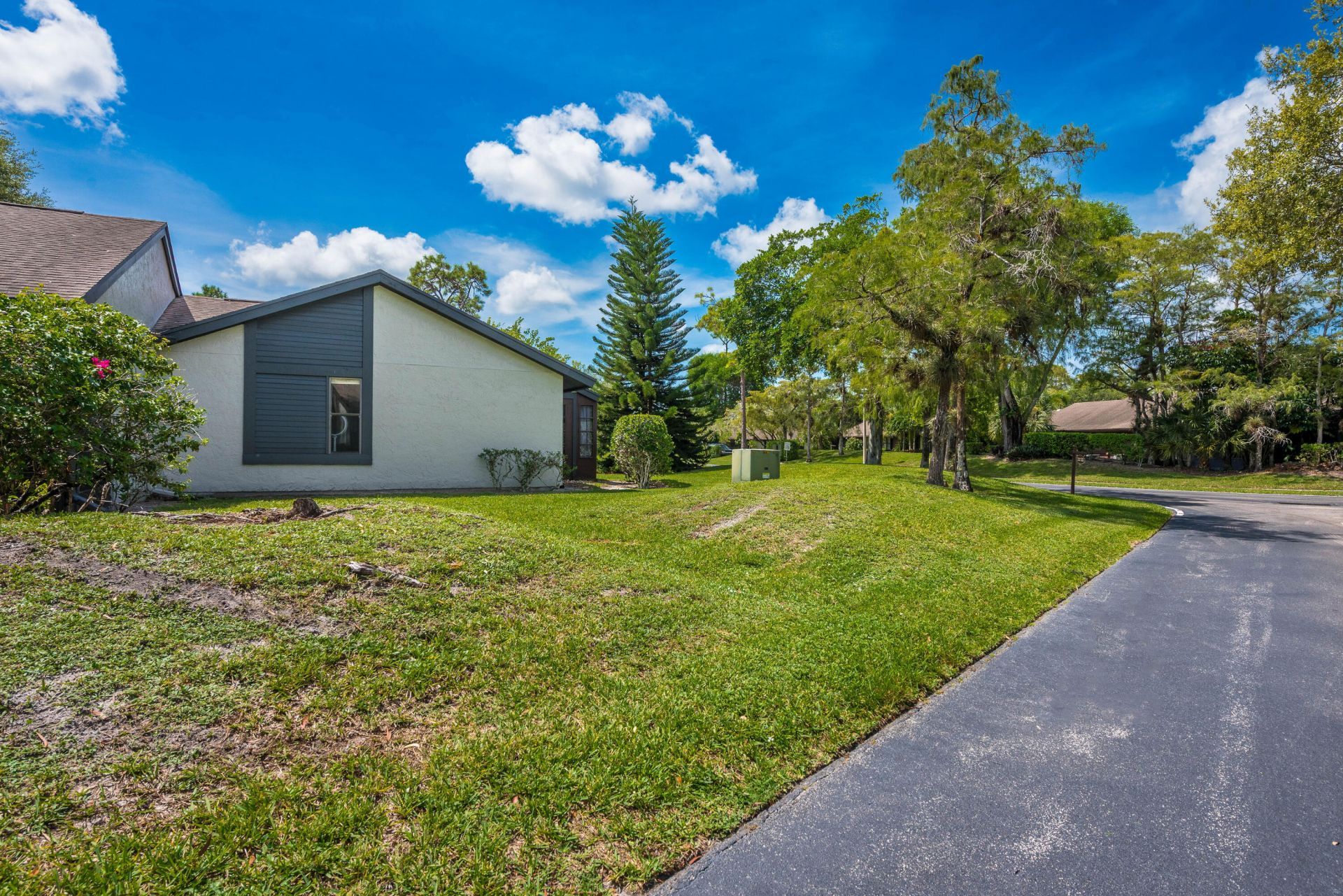 403 Northgate Court, Royal Palm Beach, FL 33411 Photo