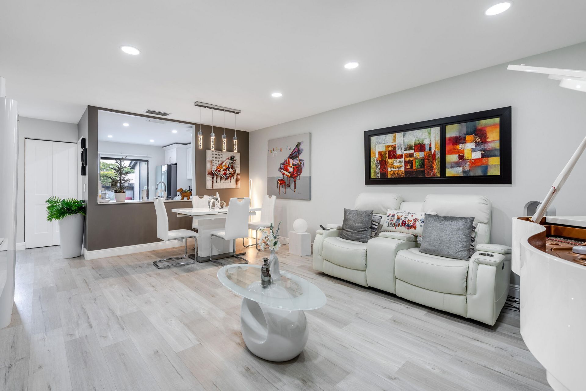 403 Northgate Court, Royal Palm Beach, FL 33411 Photo