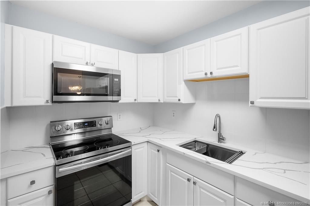 333 SE Martin Avenue, Unit 1A, Stuart, FL 34996 Photo