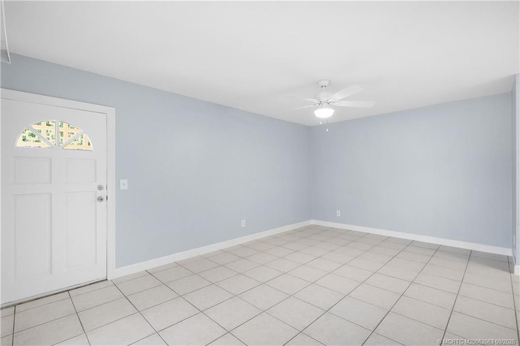 333 SE Martin Avenue, Unit 1A, Stuart, FL 34996 Photo