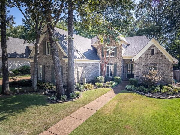 190 IVY BROOK LN, Collierville, TN 38017