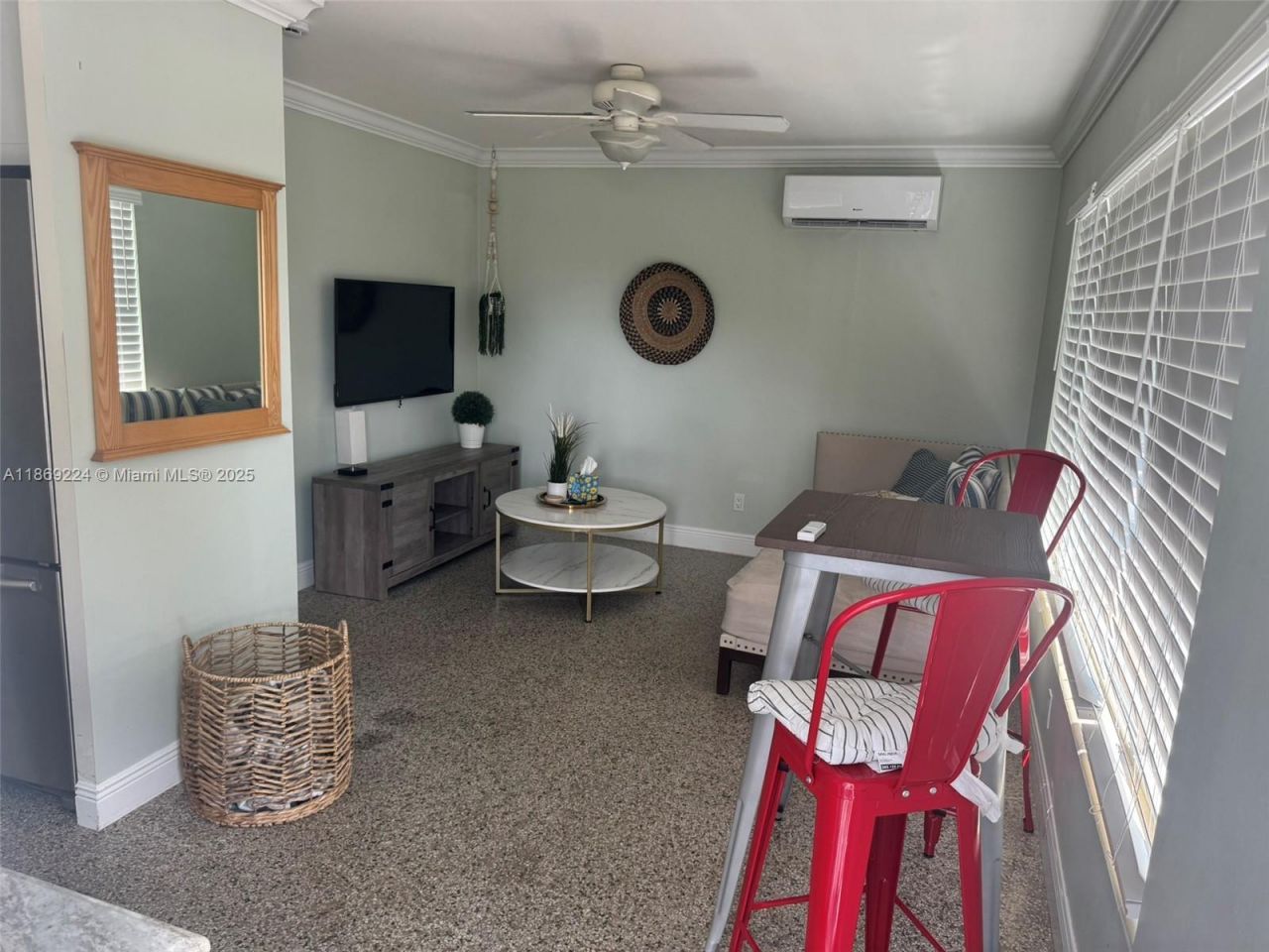 121 Linda Ln, Palm Beach Shores, FL 33404 Photo