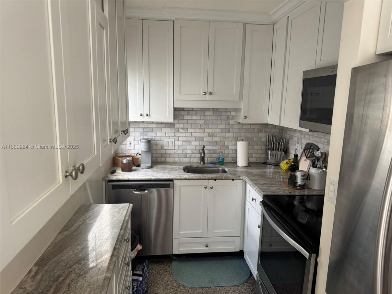 121 Linda Ln, Palm Beach Shores, FL 33404 Photo