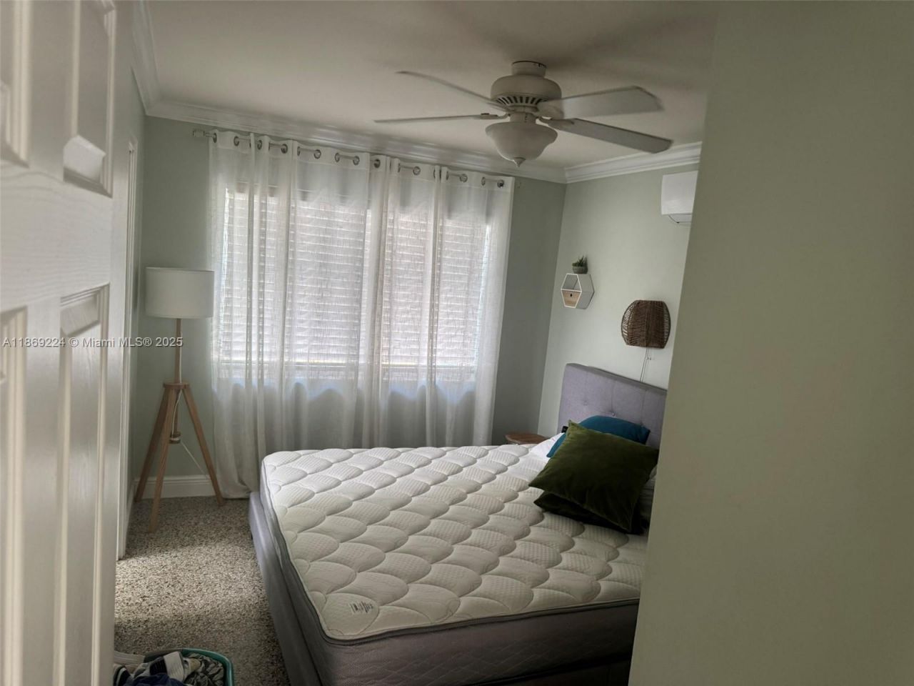 121 Linda Ln, Palm Beach Shores, FL 33404 Photo