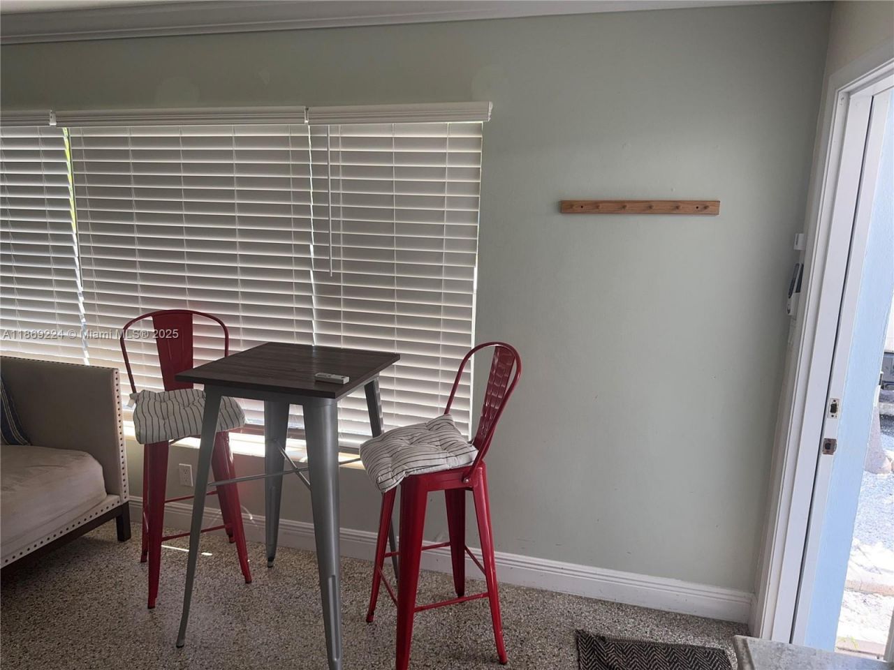 121 Linda Ln, Palm Beach Shores, FL 33404 Photo