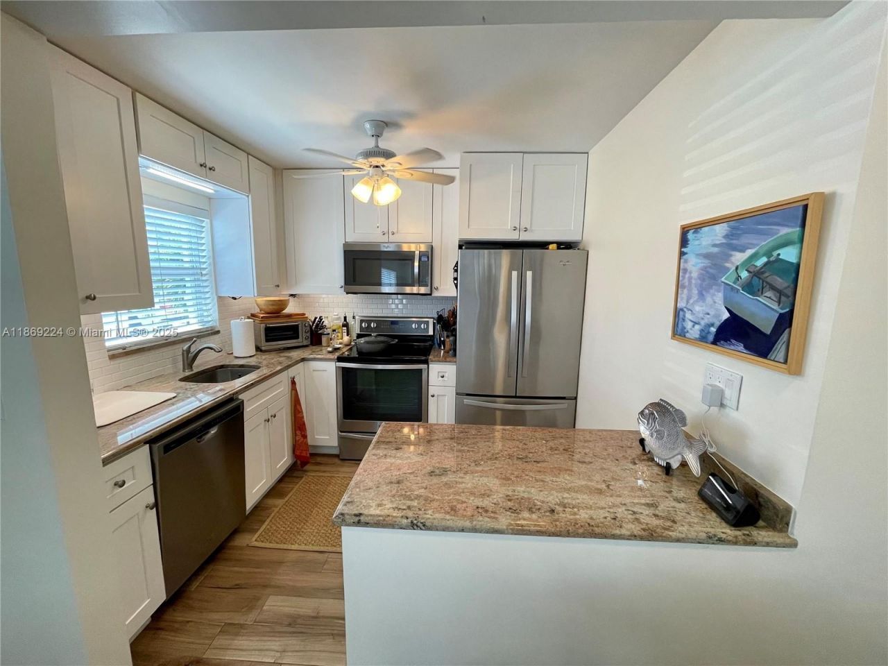 121 Linda Ln, Palm Beach Shores, FL 33404 Photo