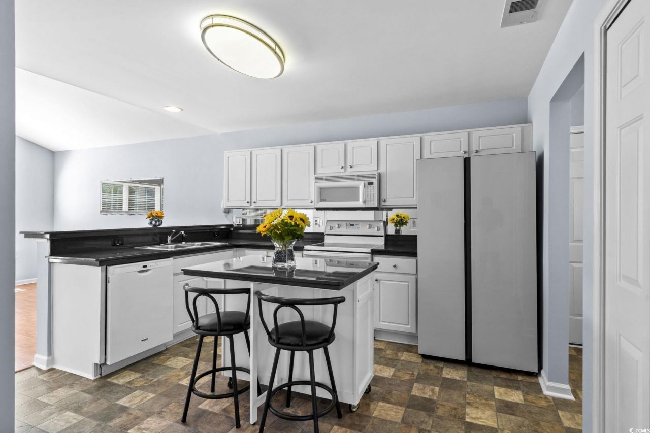 8205 Sterling Place Ct. Photo 12