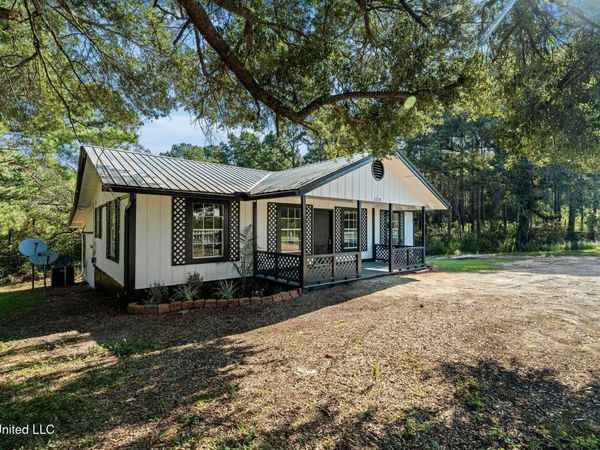 2225 Columbia Purvis Road, Lumberton, MS 39455