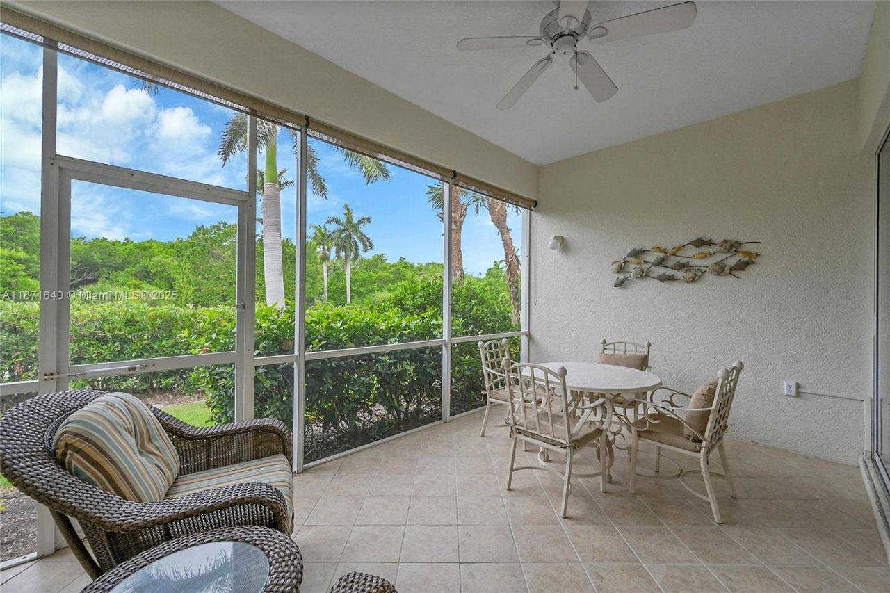 4700 Yacht Harbor Dr, Unit 612, Naples, FL 34112 Photo