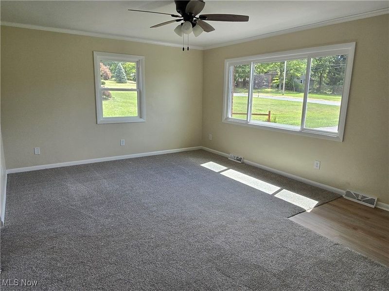 424 Secrist Lane, Liberty, OH 44420 Photo 8