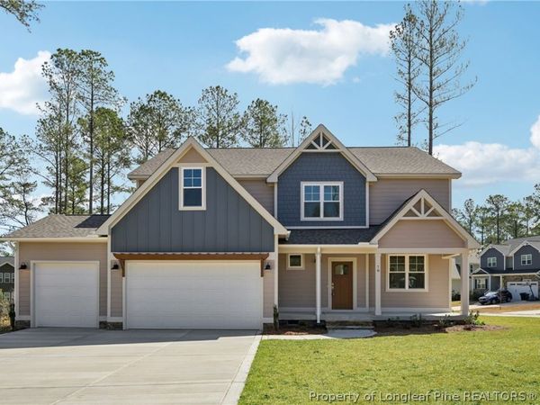 78 Graduate Court, Spring Lake, NC 28390