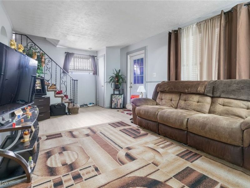 2227 7th Street NE, Canton, OH 44704 Photo 6