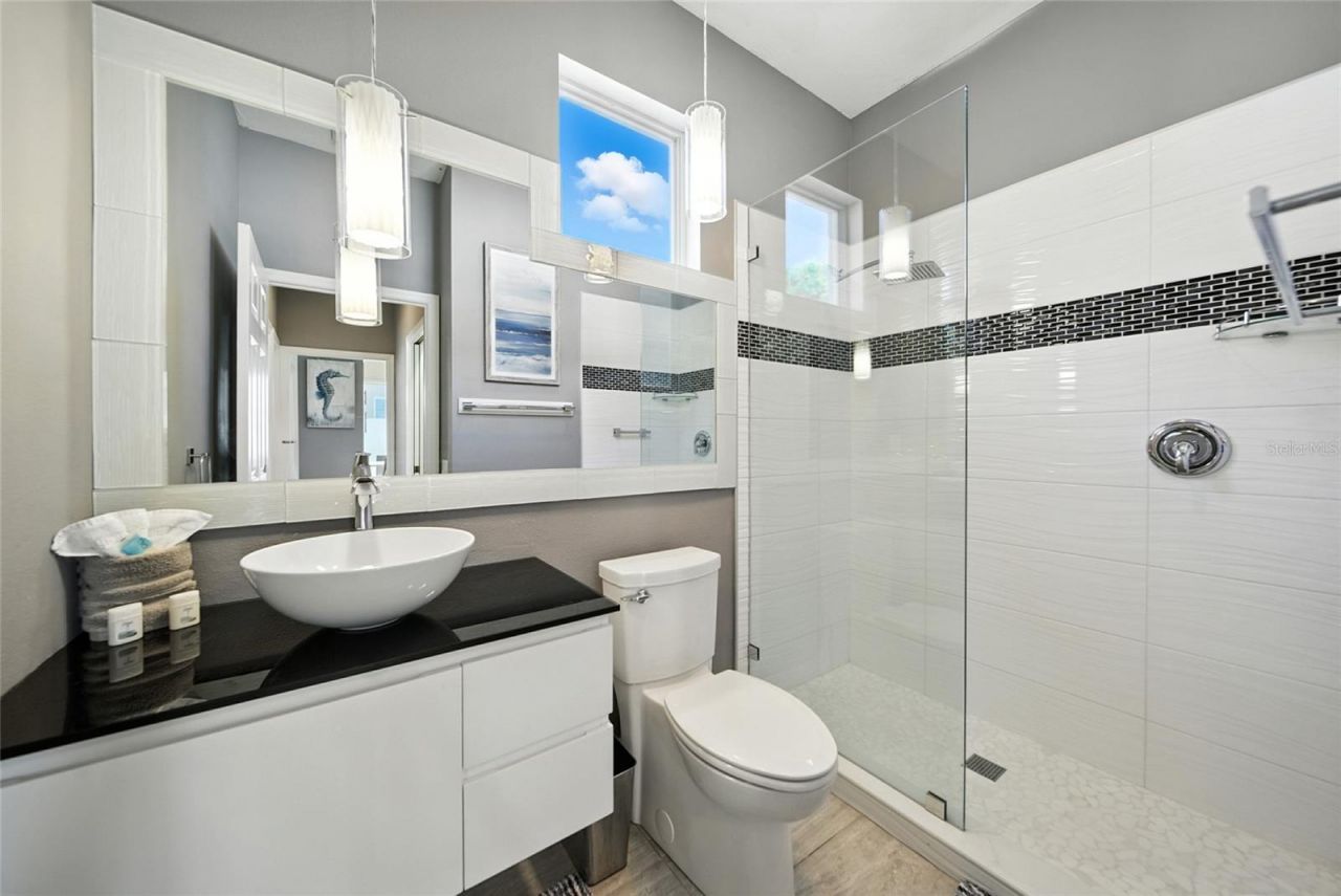 7131 Kensington Court, University Park, FL 34201 Photo