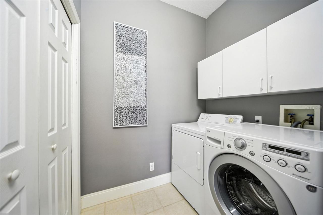 7131 Kensington Court, University Park, FL 34201 Photo