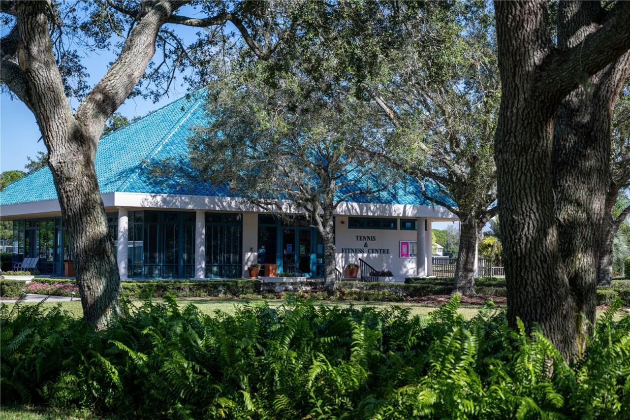 7131 Kensington Court, University Park, FL 34201 Photo