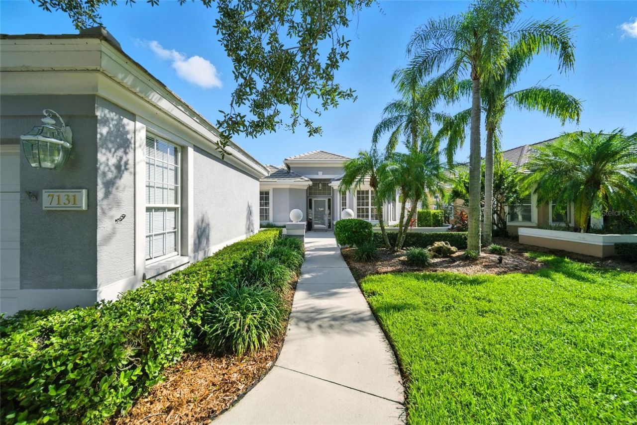 7131 Kensington Court, University Park, FL 34201 Photo