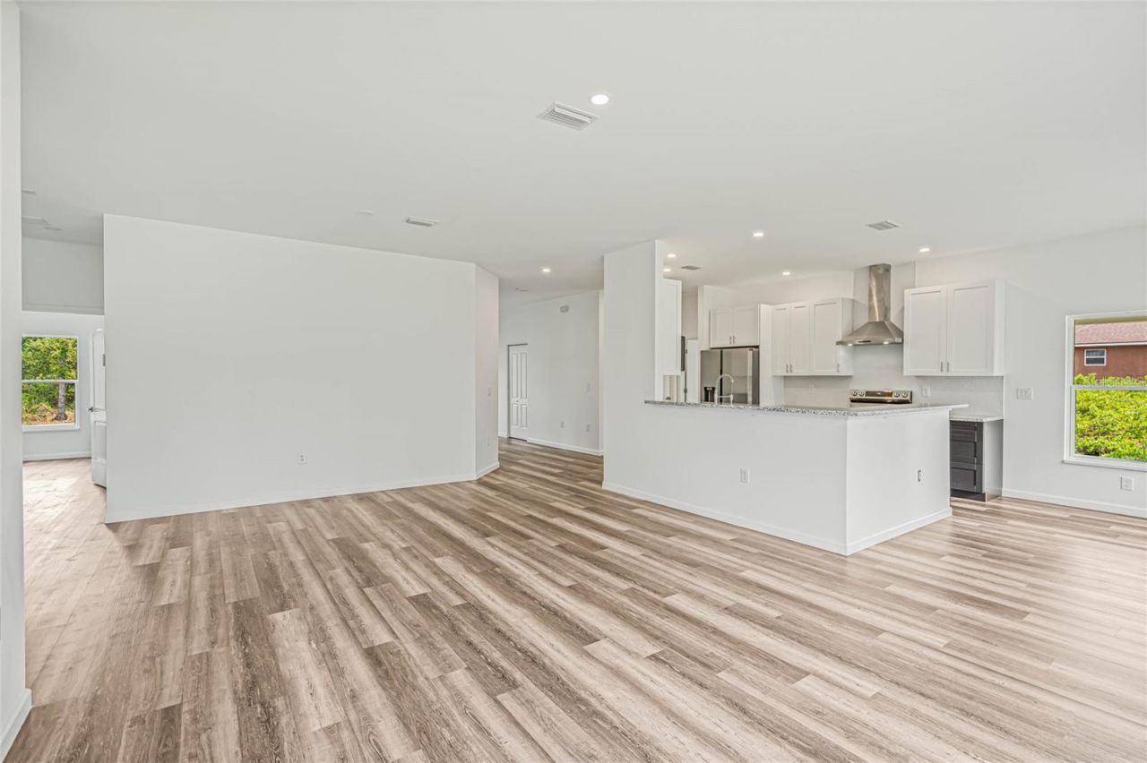 8001 Leonardo Street, Sebring, FL 33872 Photo