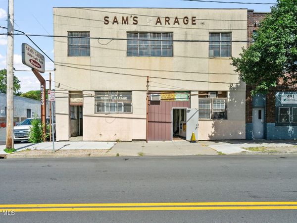 493 S Pearl Street, Albany, NY 12202