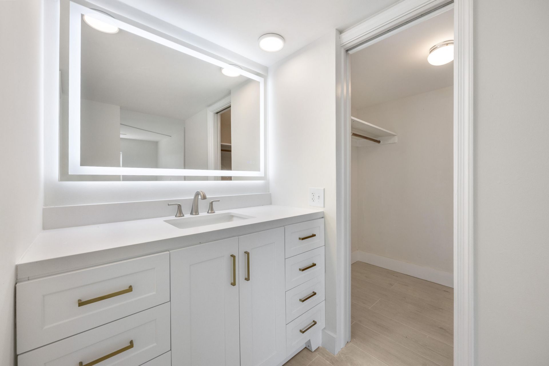 315 Venetian Drive, Unit 4, Delray Beach, FL 33483 Photo