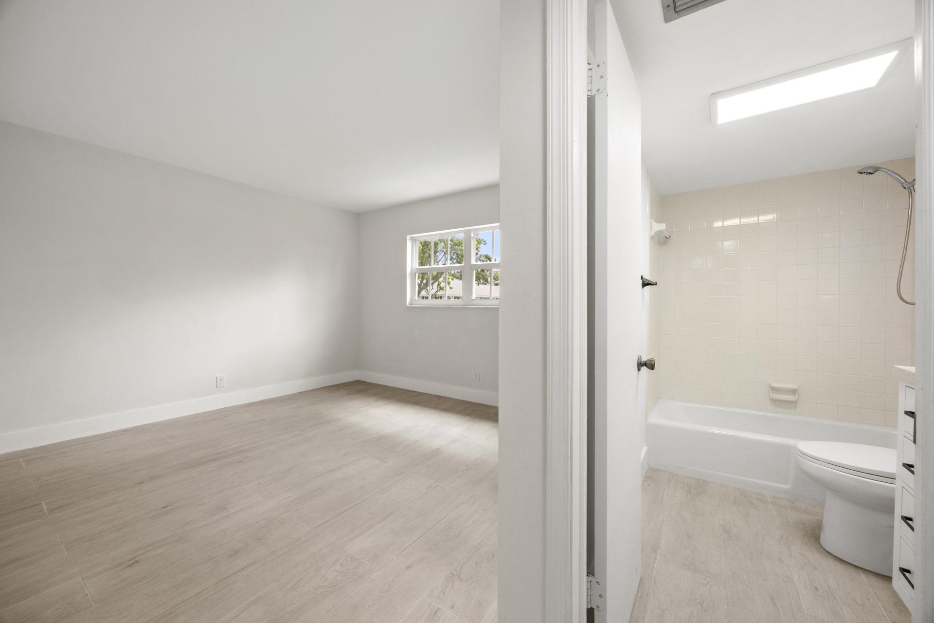 315 Venetian Drive, Unit 4, Delray Beach, FL 33483 Photo