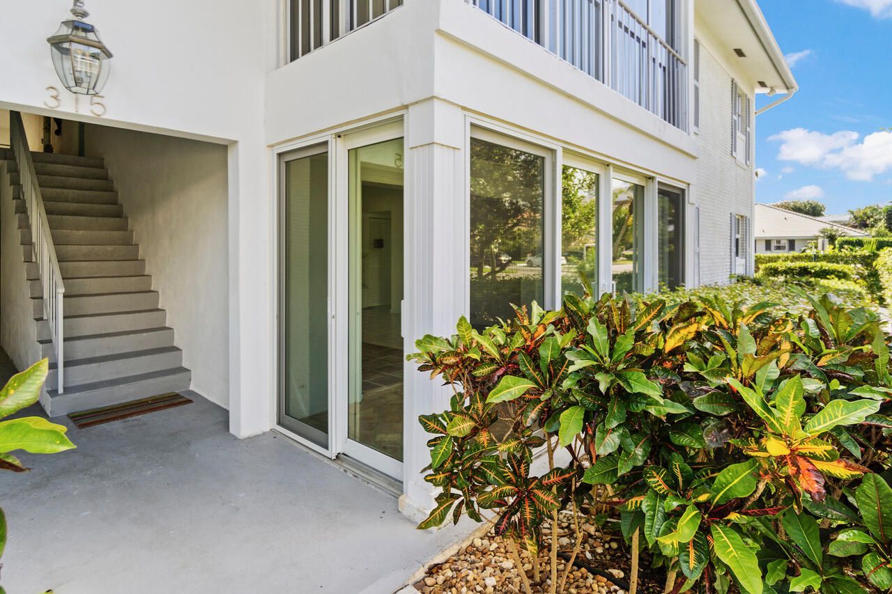 315 Venetian Drive, Unit 4, Delray Beach, FL 33483 Photo