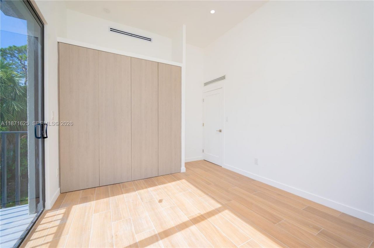 1200 SW 15th Ave, Fort Lauderdale, FL 33312 Photo