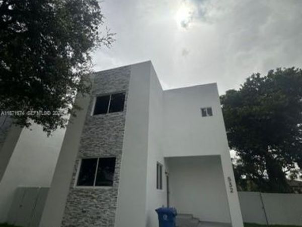 532 NW 17th Ave, Fort Lauderdale, FL 33311