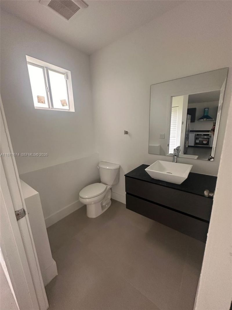 532 NW 17th Ave, Fort Lauderdale, FL 33311 Photo