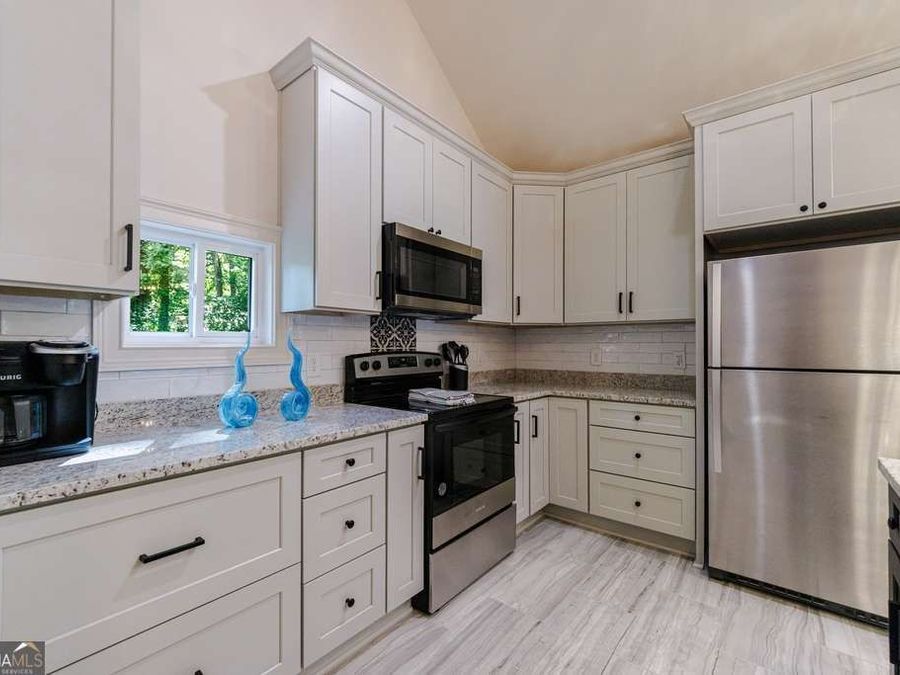 Property Image 103