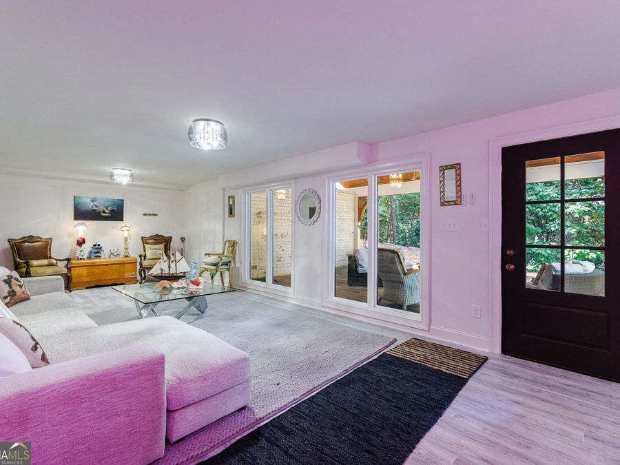 Property Image 90