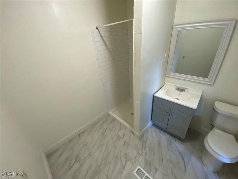 3100 Hancock Avenue, Cleveland, OH 44113 Photo 4