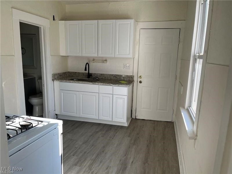 3100 Hancock Avenue, Cleveland, OH 44113 Photo 8