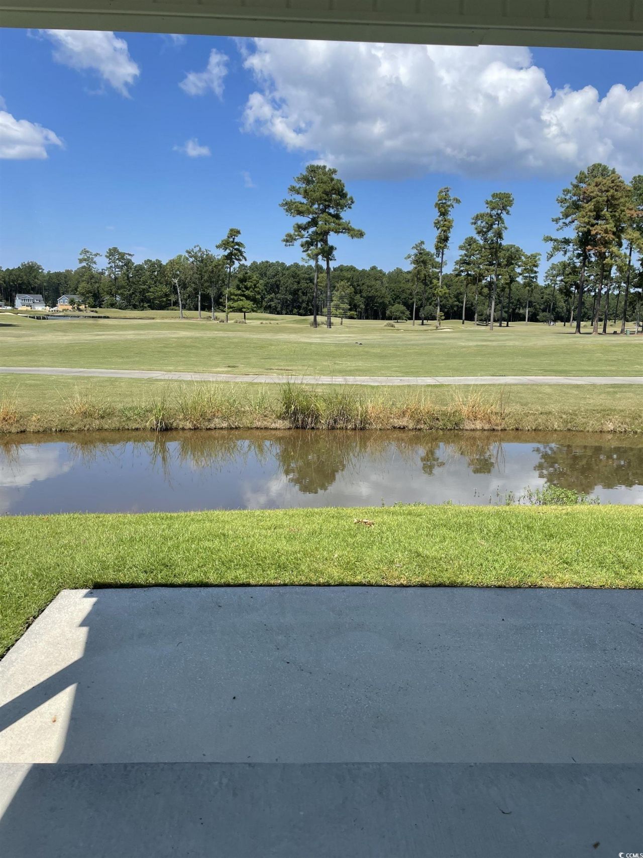 256 Connemara Dr. Photo 23