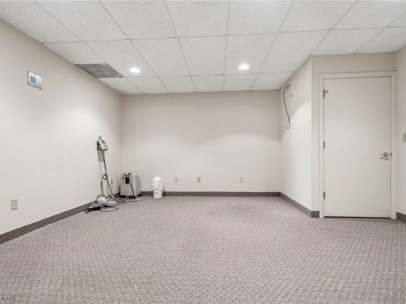 103 5th Street SE, Barberton, OH 44203 Photo 8