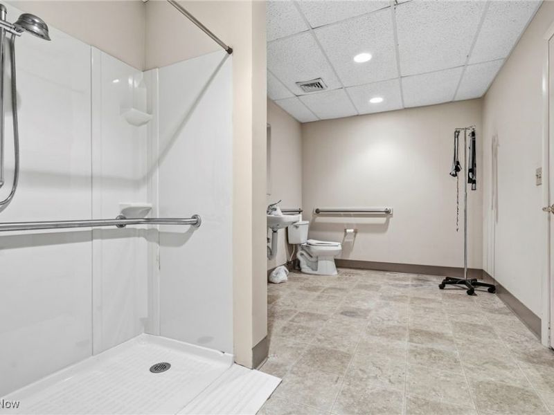 103 5th Street SE, Barberton, OH 44203 Photo 9