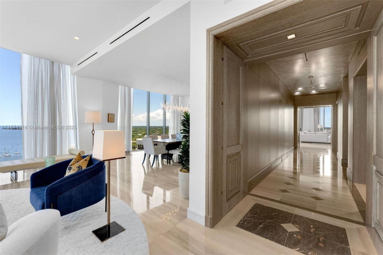 2811 S Bayshore Dr, Unit 18A+B, Coconut Grove, FL 33133 Photo