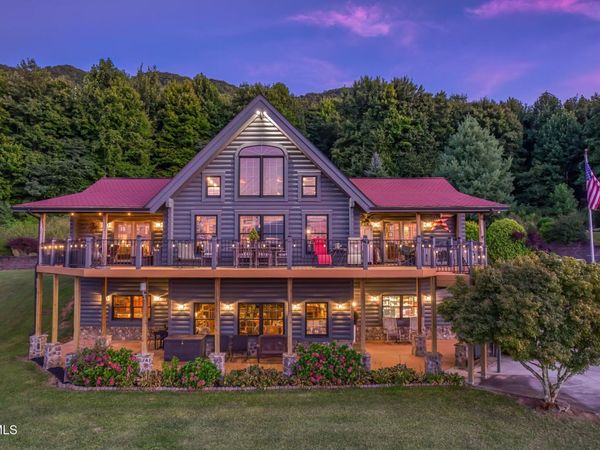 72 Mountain Heights Road, Lebanon, VA 24266