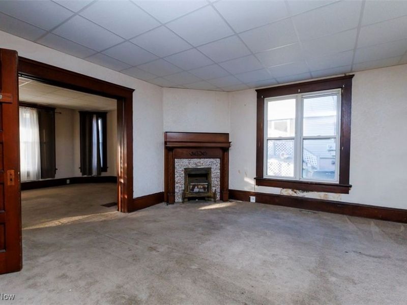 113 E 4th Street, Uhrichsville, OH 44683 Photo 7