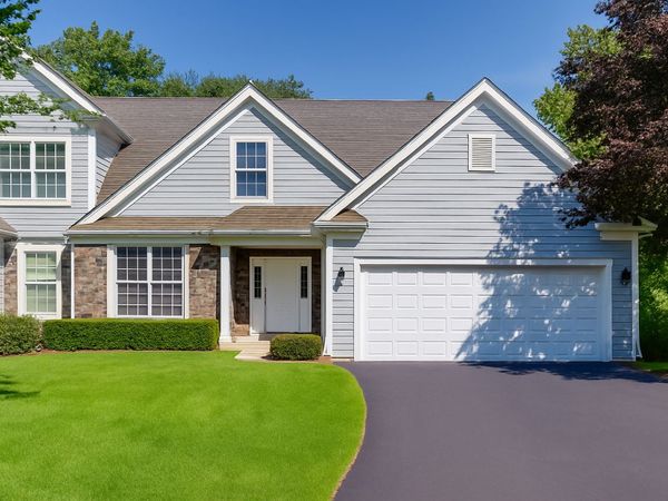 500 Andover Court, Unit 500, Lake Forest, IL 60045