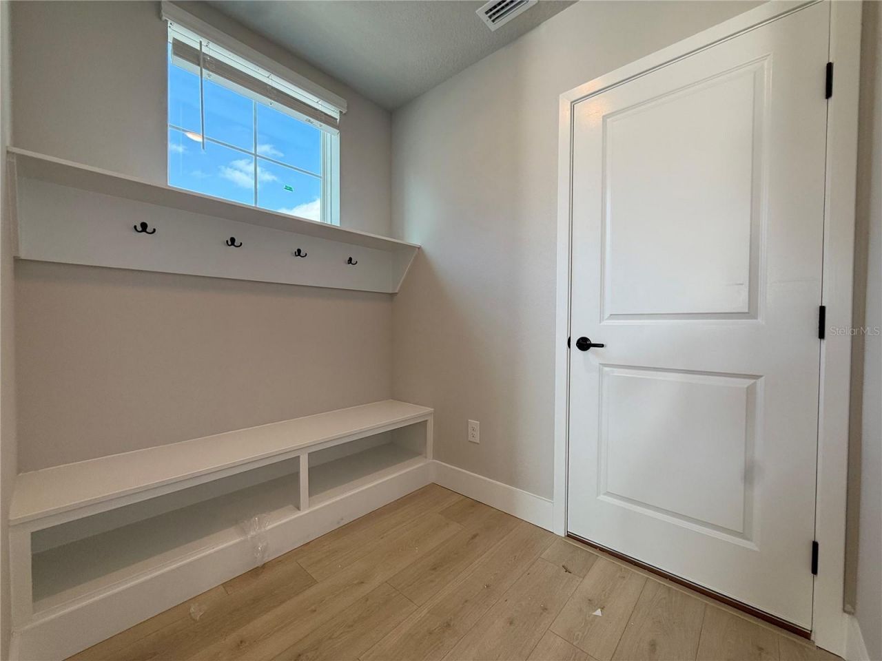 8056 33rd Avenue N, Saint Petersburg, FL 33710 Photo