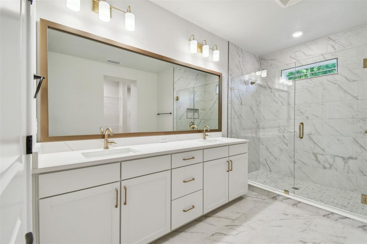 8056 33rd Avenue N, Saint Petersburg, FL 33710 Photo