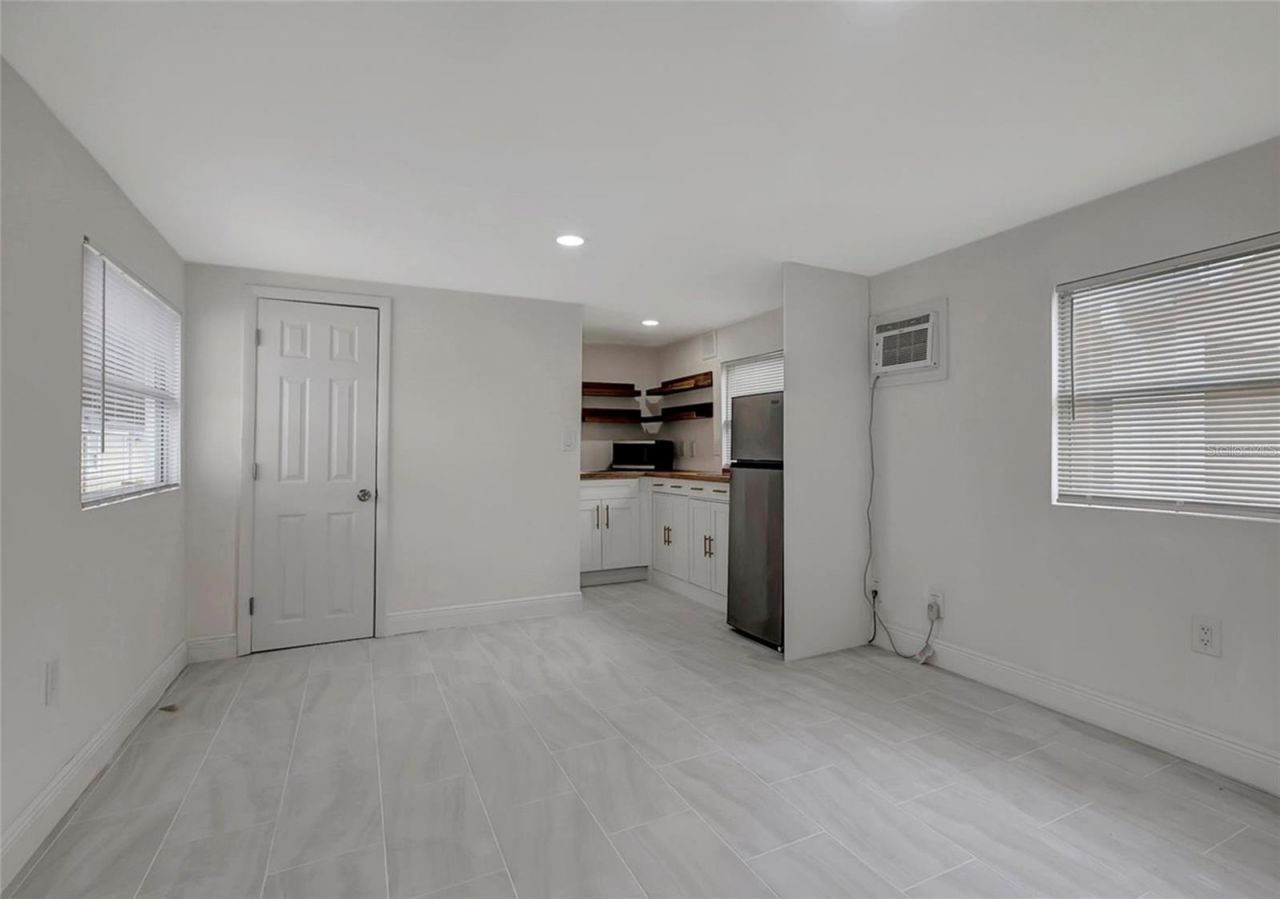 8413 N Hamner Avenue, Tampa, FL 33604 Photo