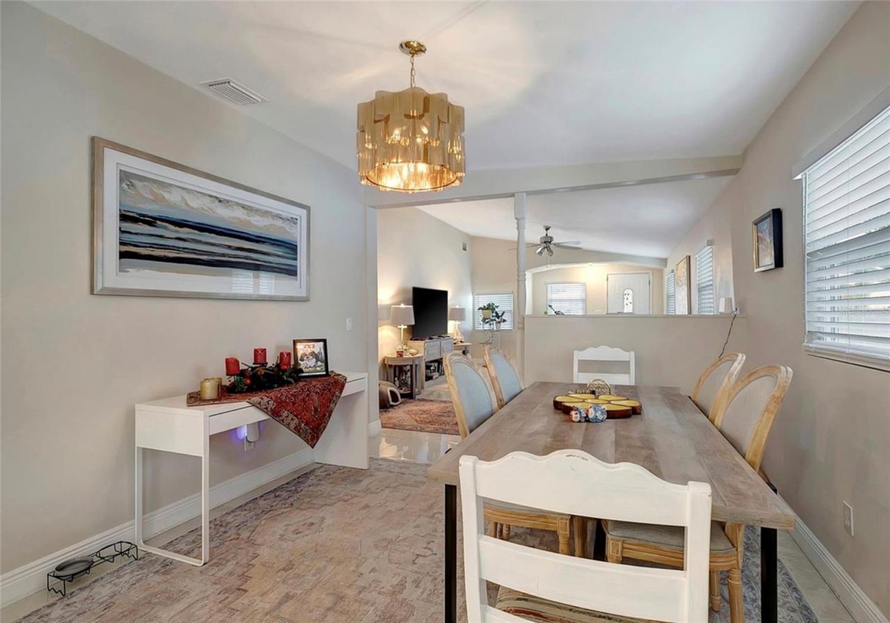 8413 N Hamner Avenue, Tampa, FL 33604 Photo