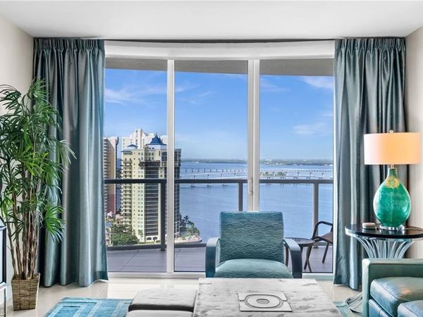 3000 Oasis Grand BLVD, Unit 2402, FORT MYERS, FL 33916