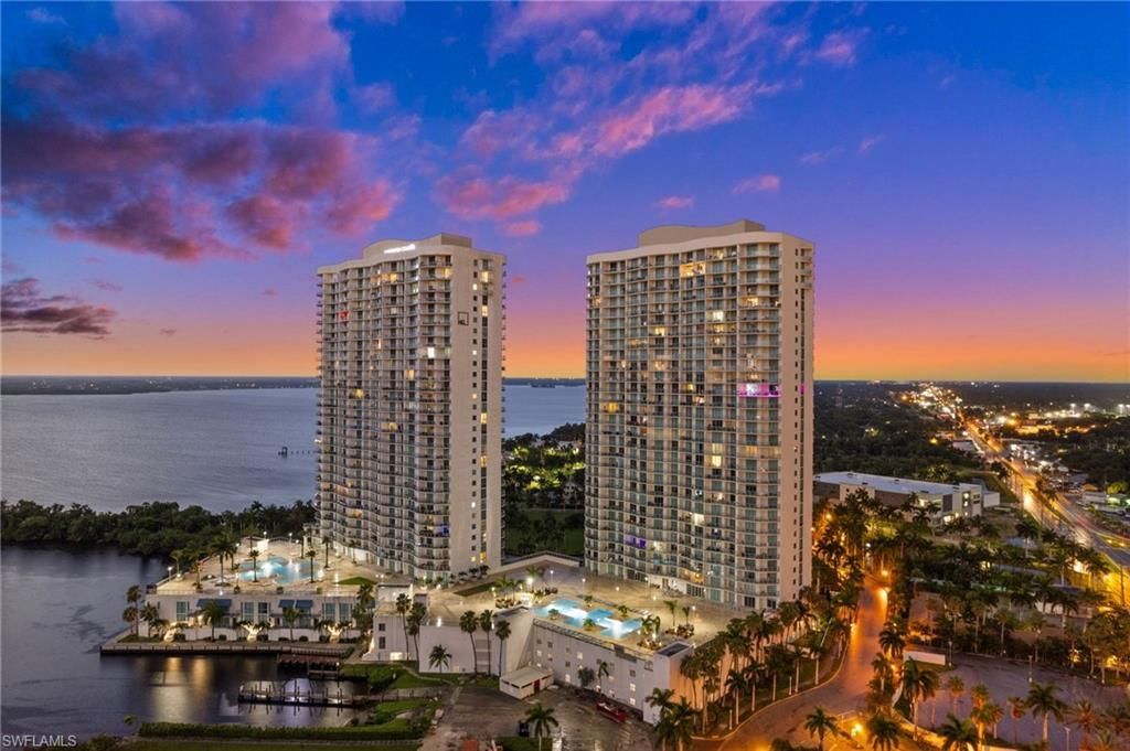 3000 Oasis Grand Blvd, Unit 2402, Fort Myers, FL 33916 Photo