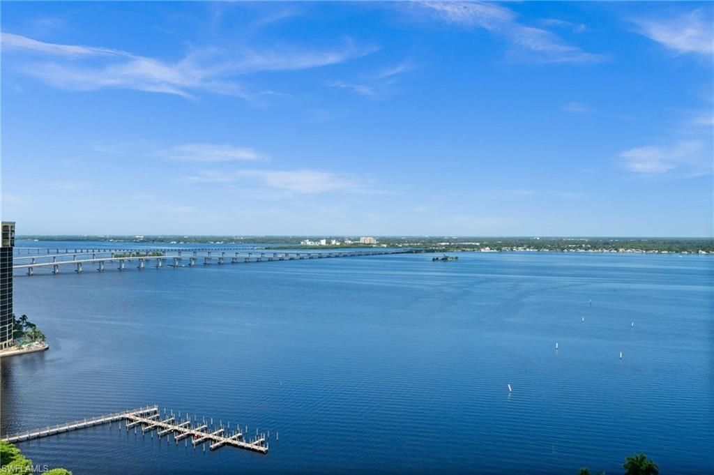 3000 Oasis Grand Blvd, Unit 2402, Fort Myers, FL 33916 Photo