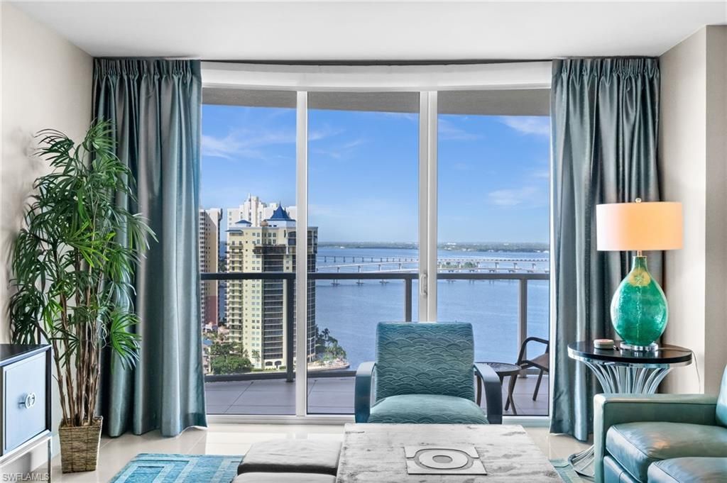 3000 Oasis Grand Blvd, Unit 2402, Fort Myers, FL 33916 Photo