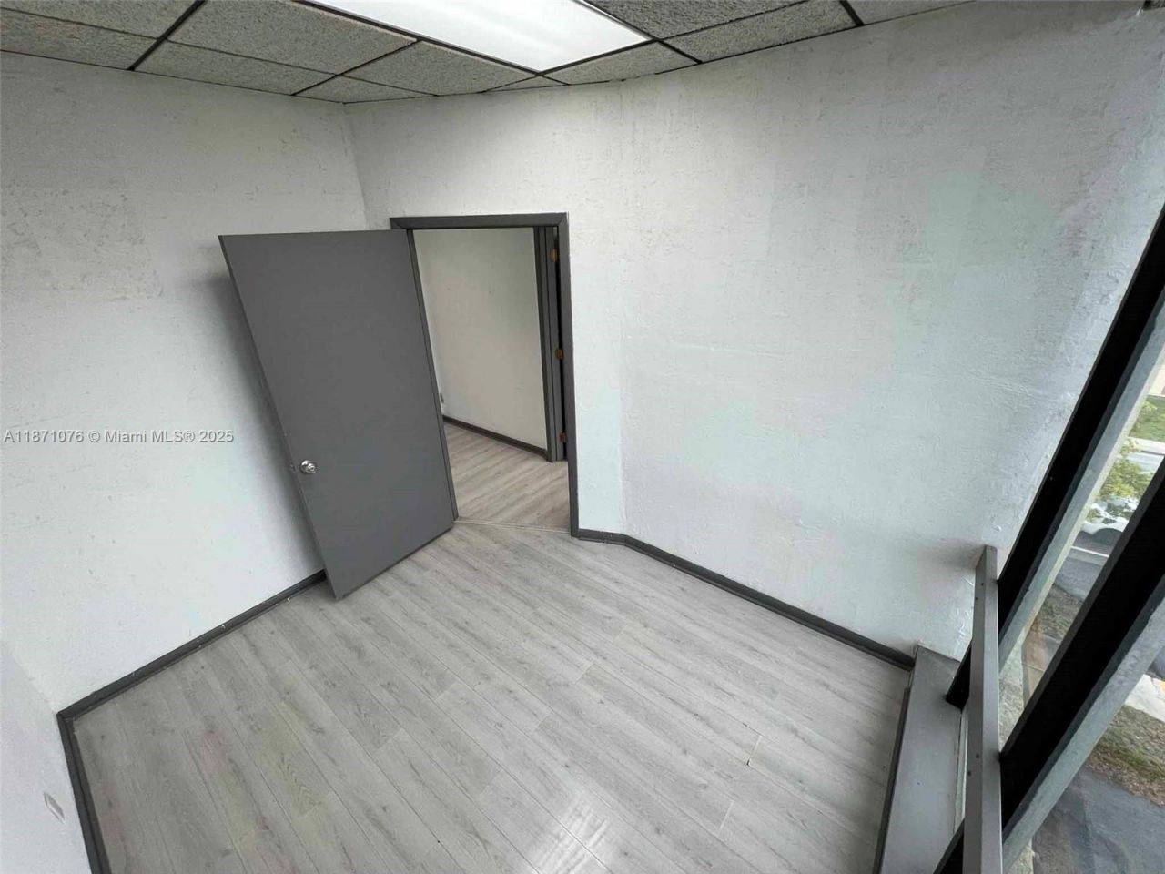 5555 Hollywood Blvd, Unit 301, Hollywood, FL 33021 Photo