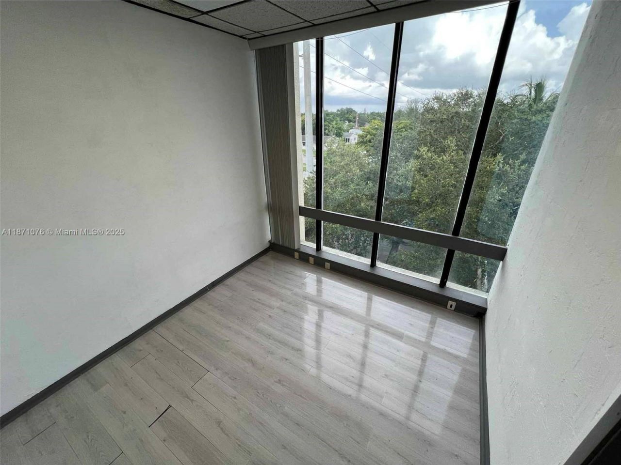 5555 Hollywood Blvd, Unit 301, Hollywood, FL 33021 Photo